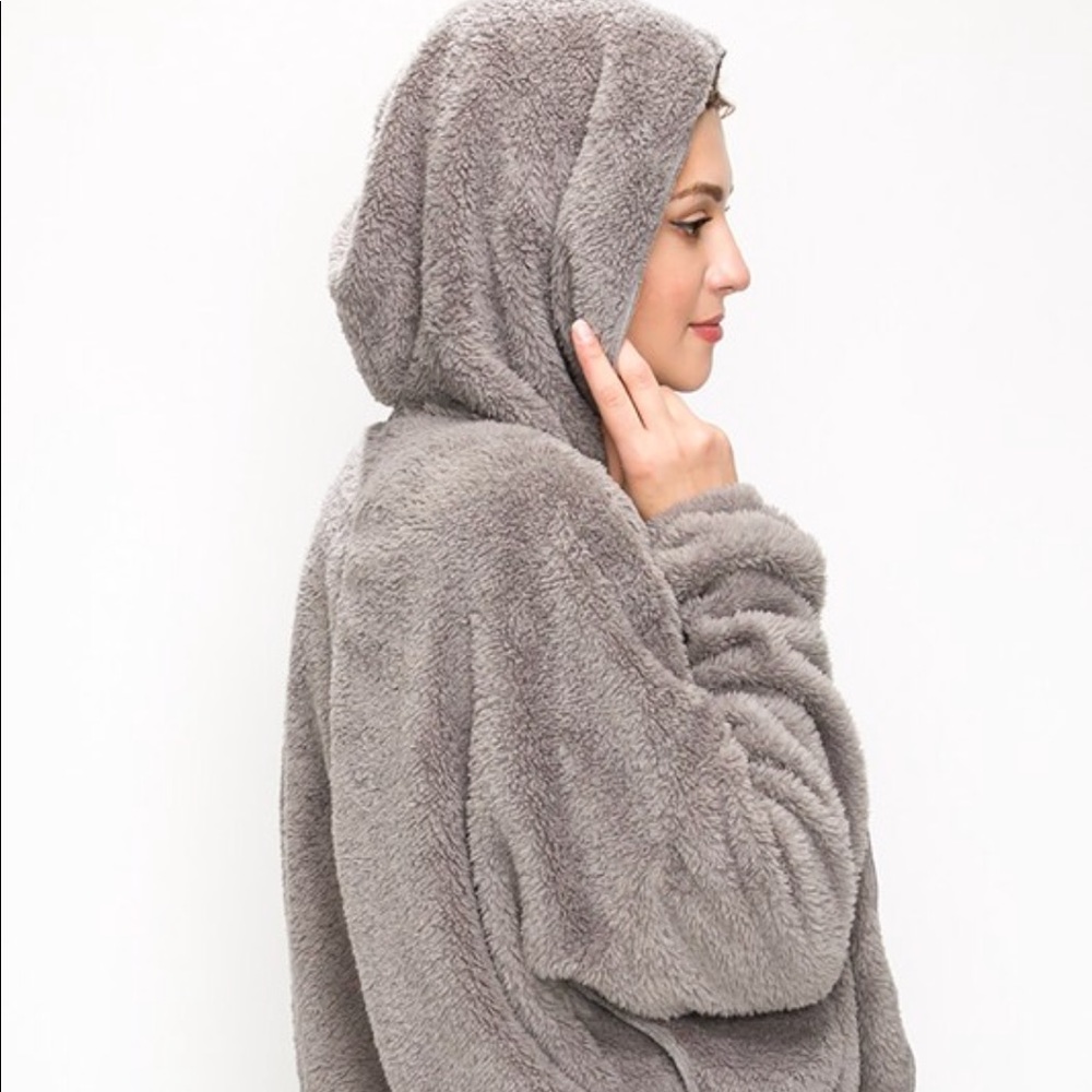 🆕Dezi Taupe Teddy Faux Fur Plush Cardigan Jacket - Picture 6 of 8